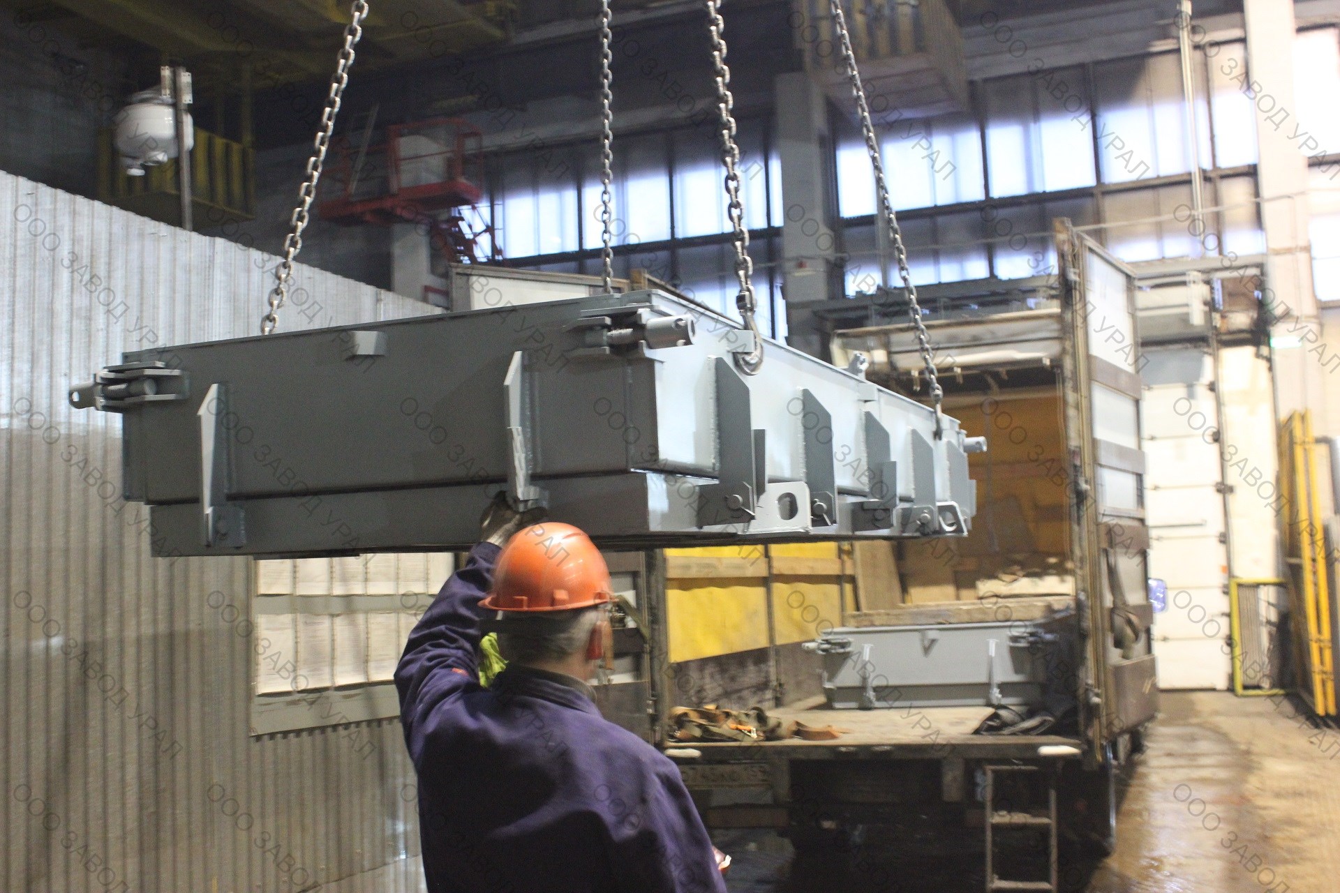 Изготовлен и отгружен в Екатеринбург комплект металлоформ для производства лестничных маршей.